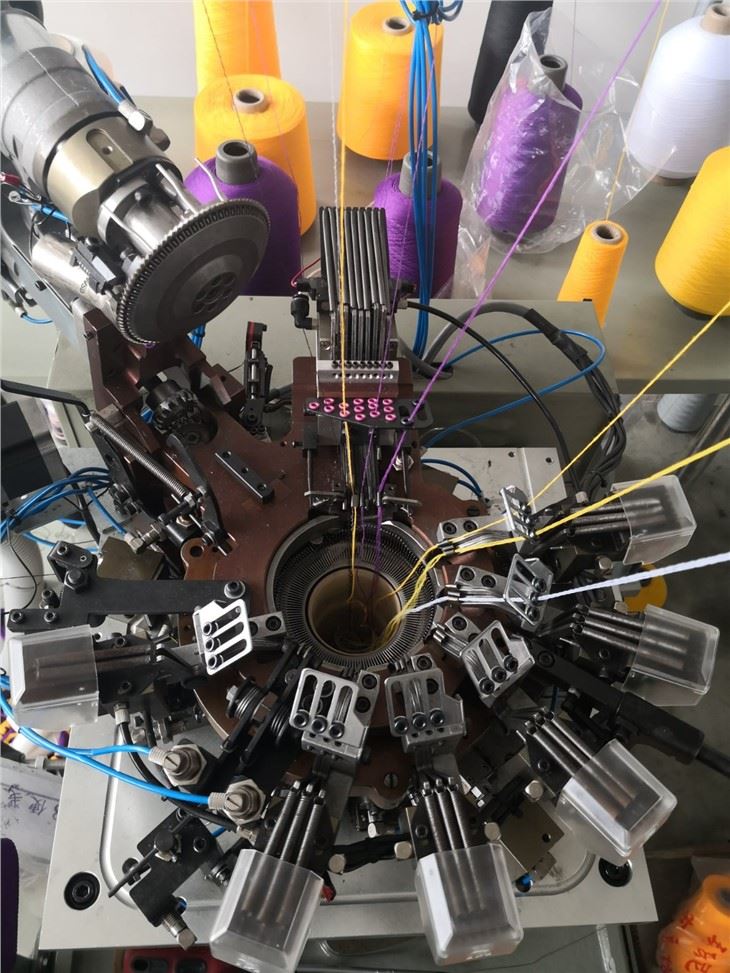 Full Computerized China High Quality Socks Knitting Machine